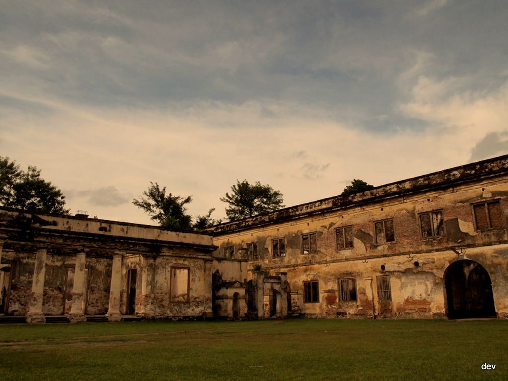 Benteng Bengkel: Cilacap's Unstoppable Automotive Heartbeat